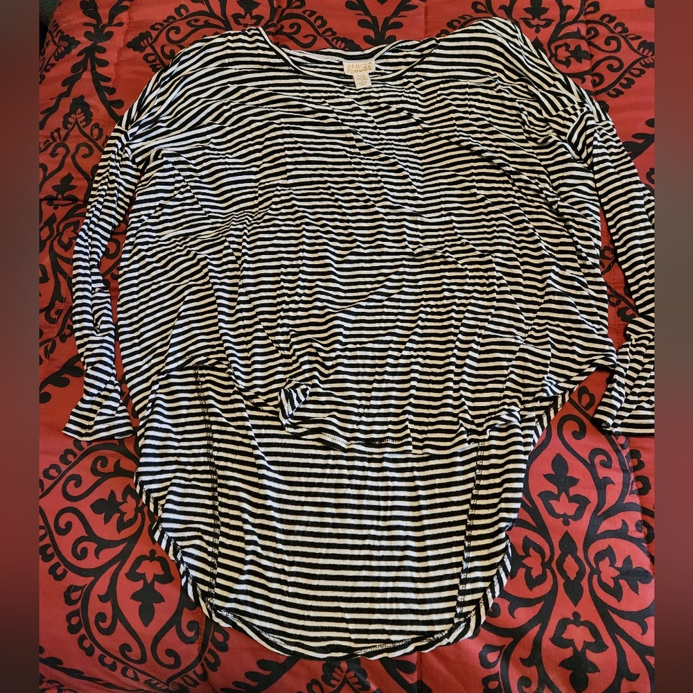 Oversized long sleeve
